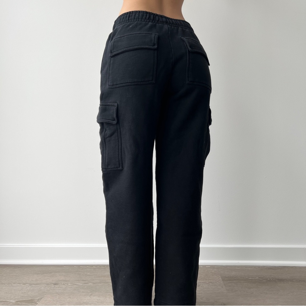 Aritzia Tna Cozy Fleece Mega Cargo Oversized Wide-Leg Sweatpants Black 2XS Short - Picture 6 of 9